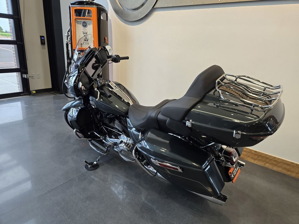 Street Glide® Limited