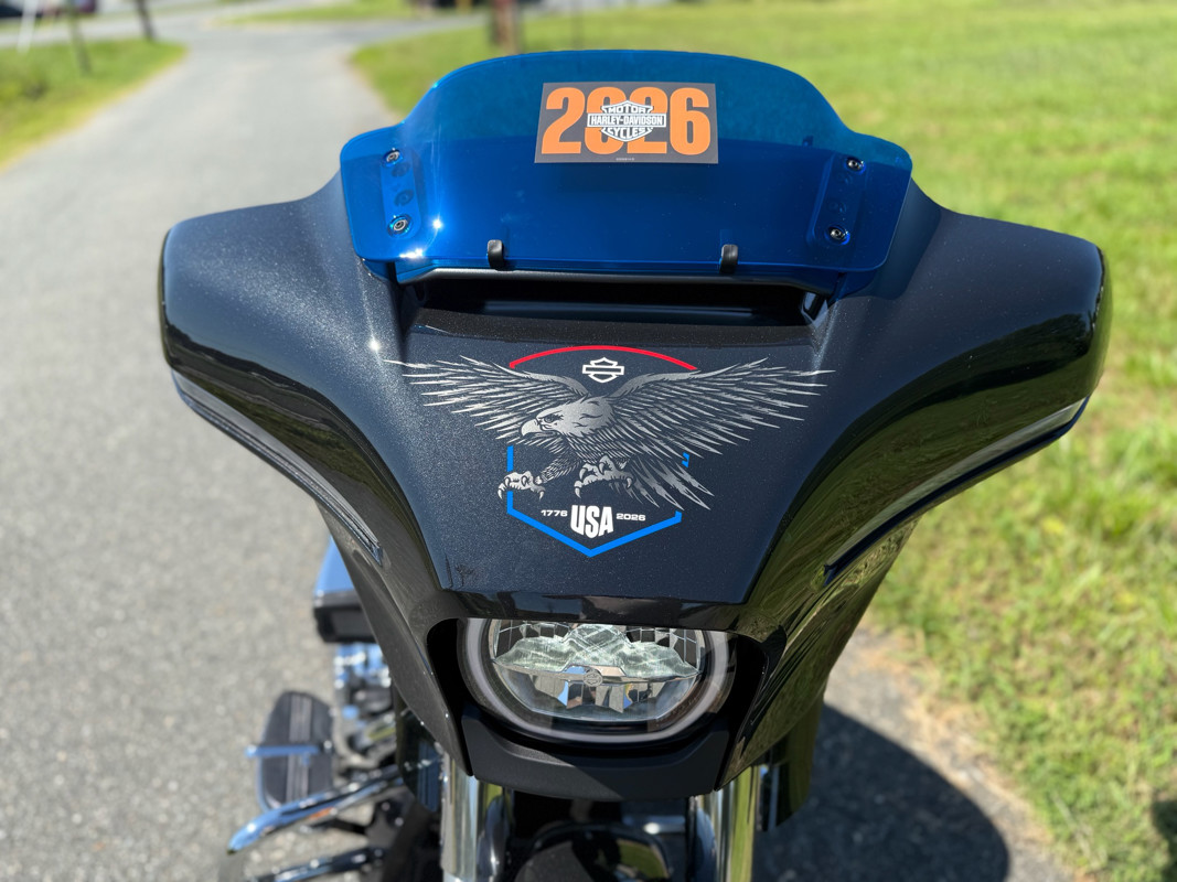 Street Glide®
