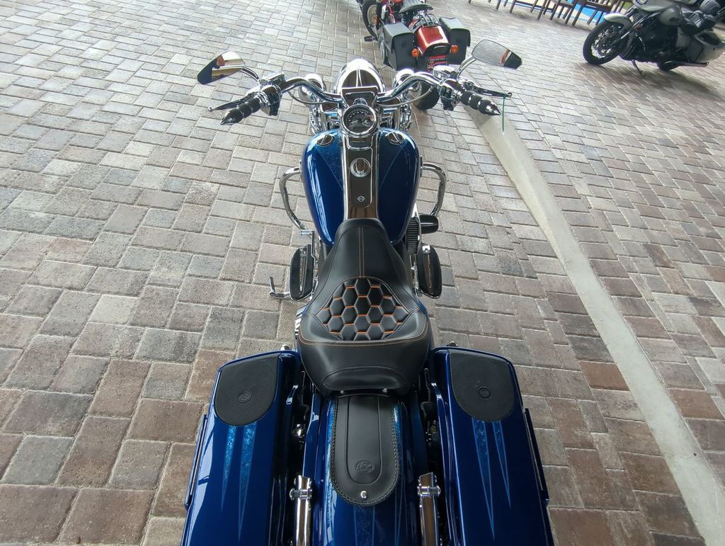 CVO® Road King®