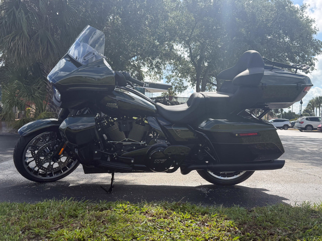 Street Glide® Limited