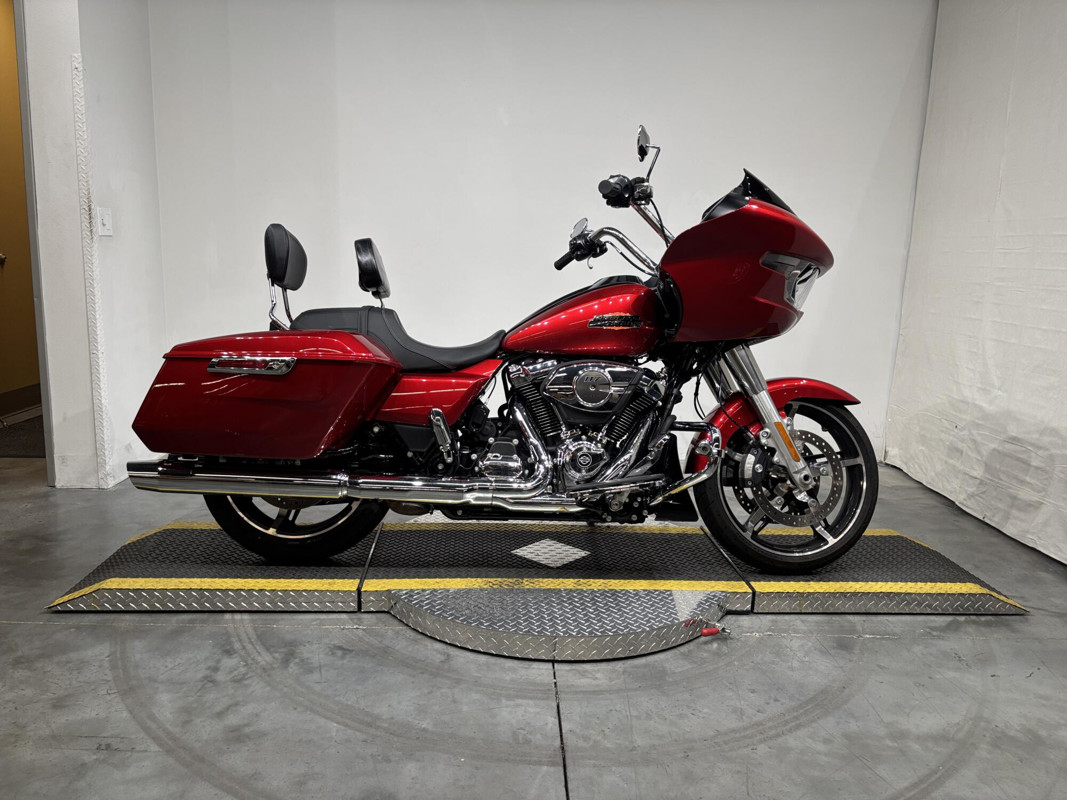 Road Glide®