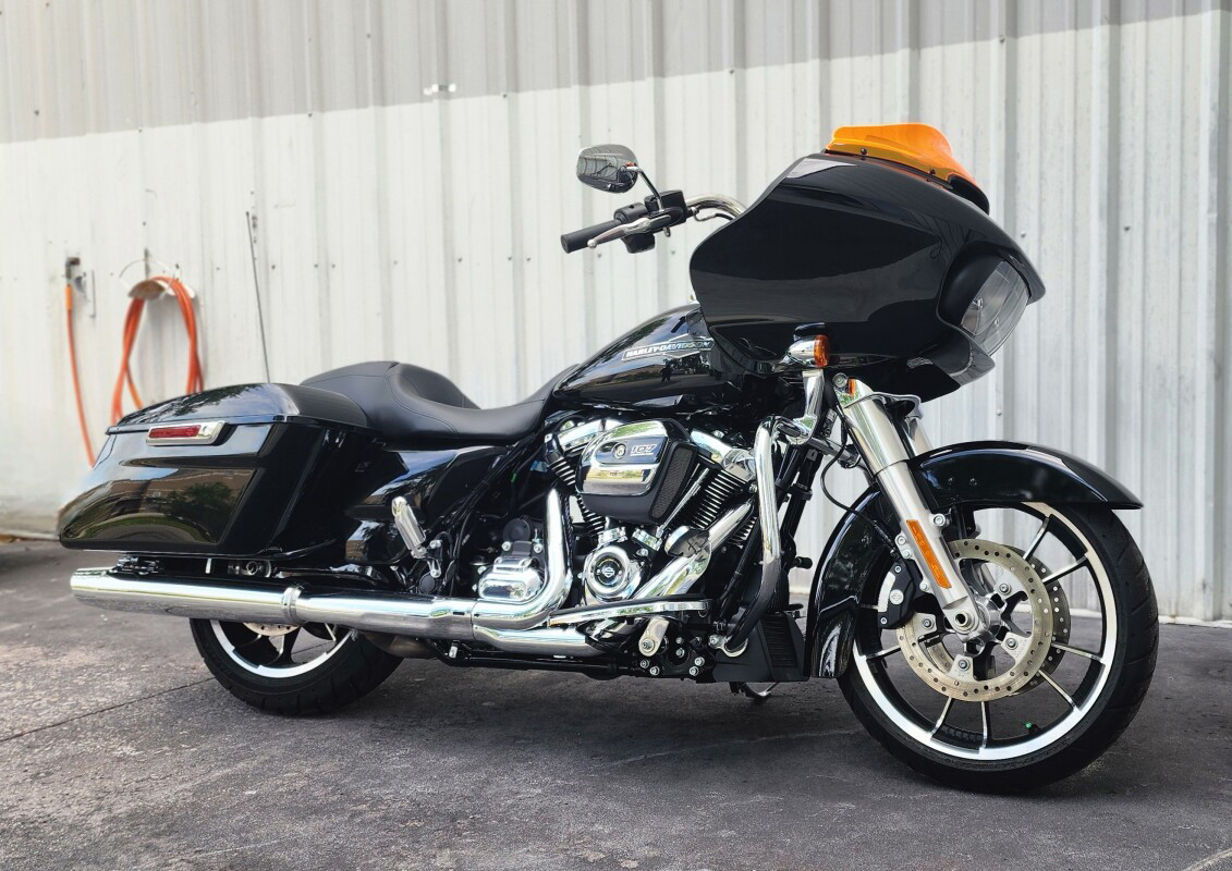 Road Glide®