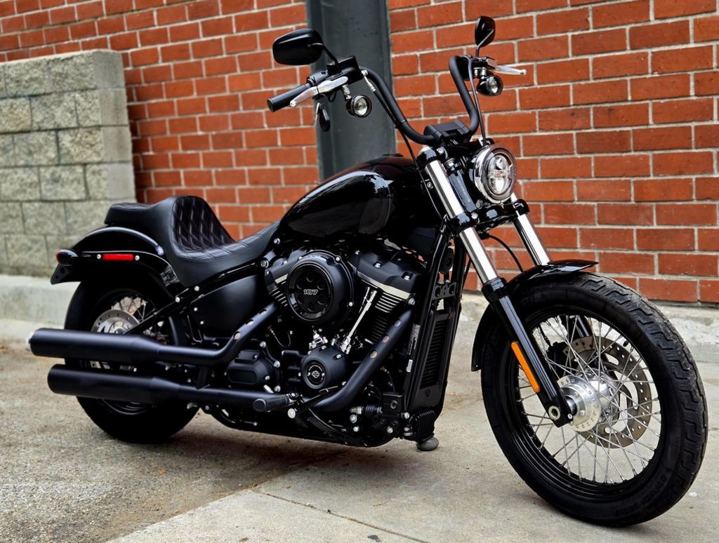Street Bob®