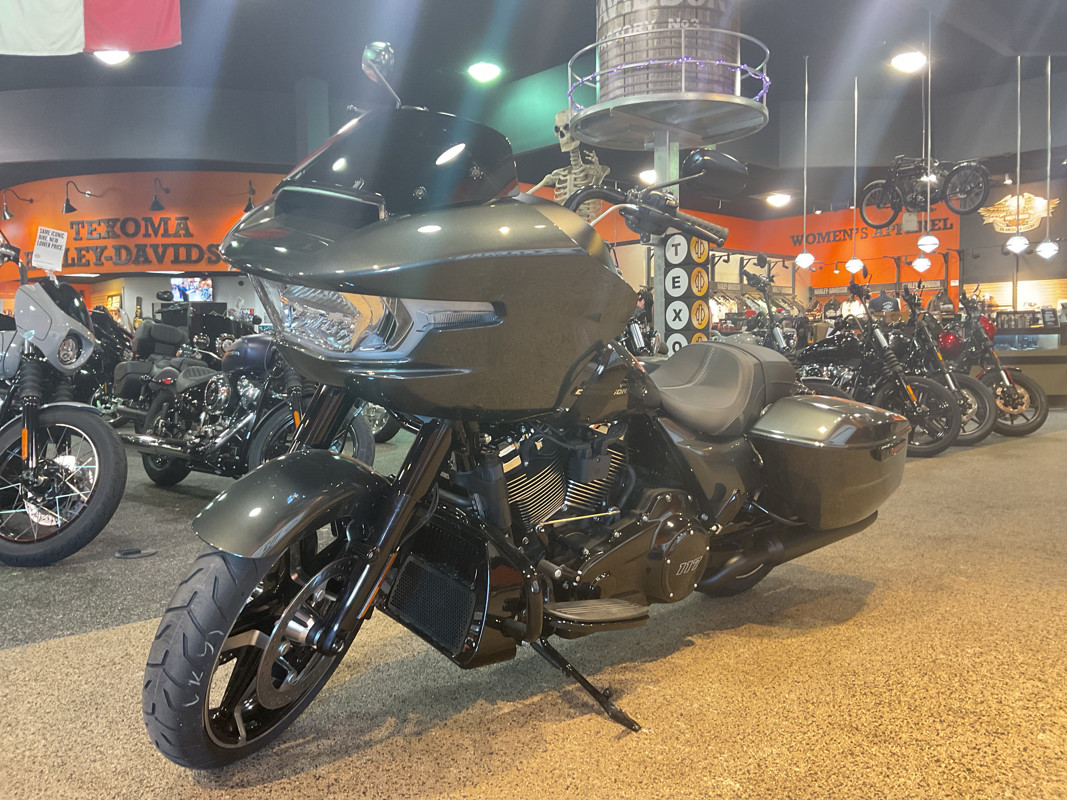Road Glide®