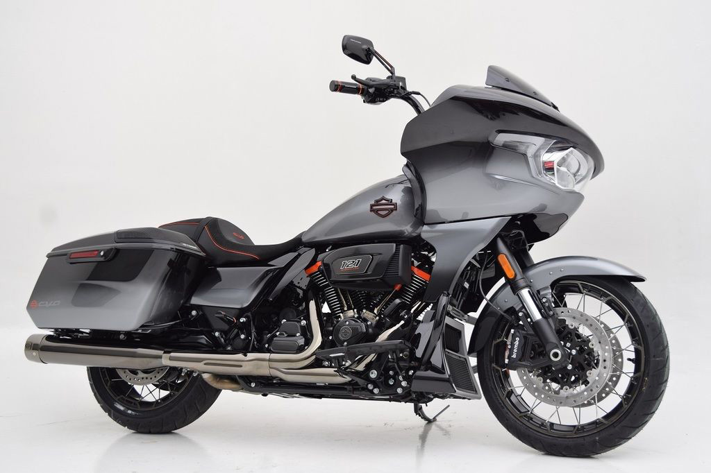 CVO® Road Glide®