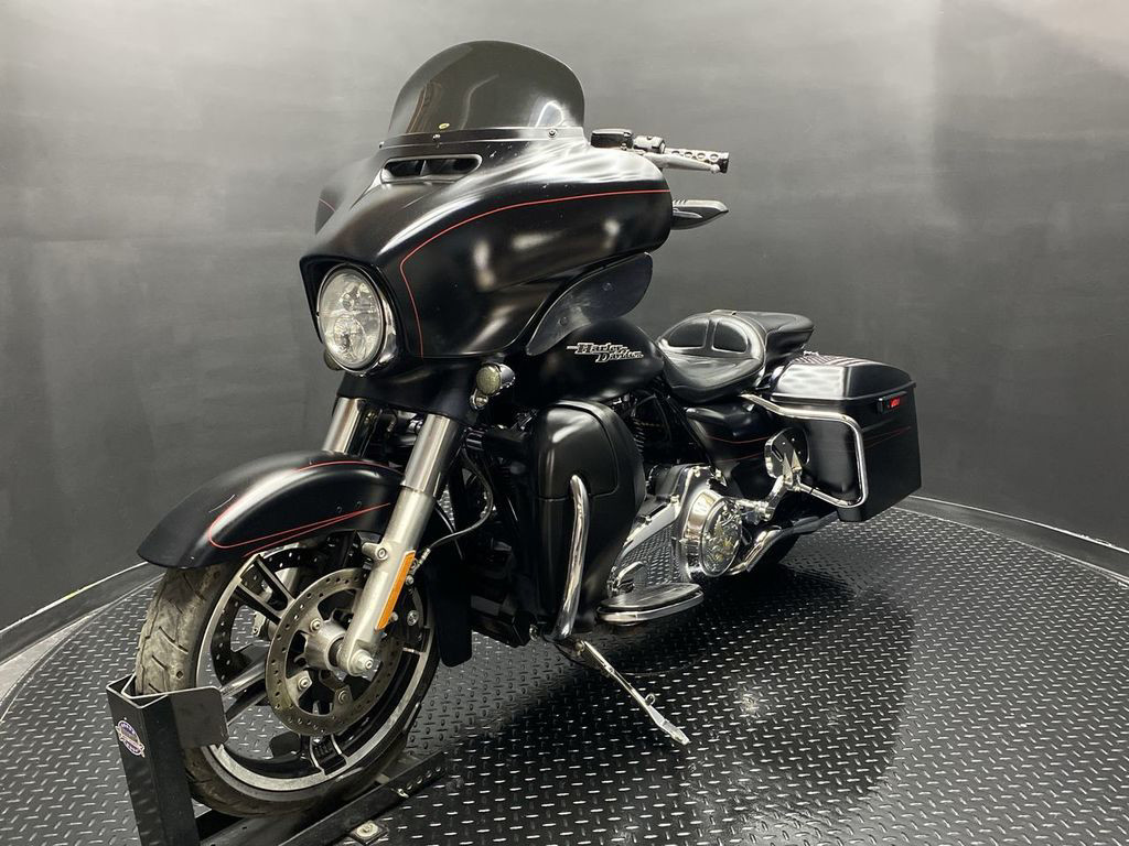 Street Glide® Special