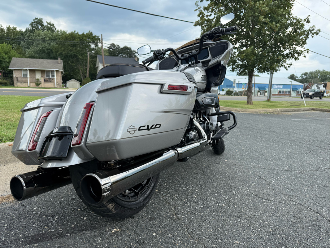 CVO® Road Glide®