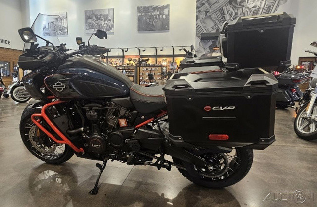 Pan America® 1250 ST