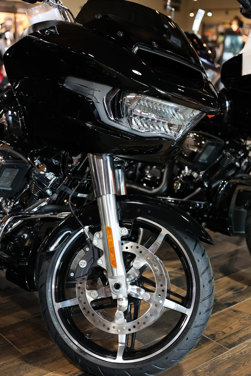 Road Glide®