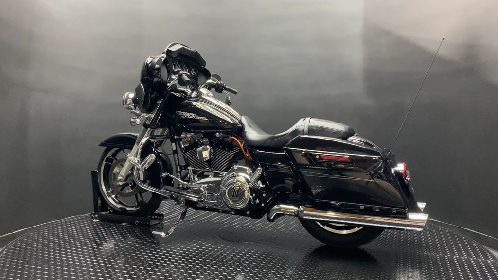 Street Glide® Special