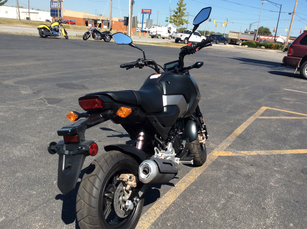 Grom