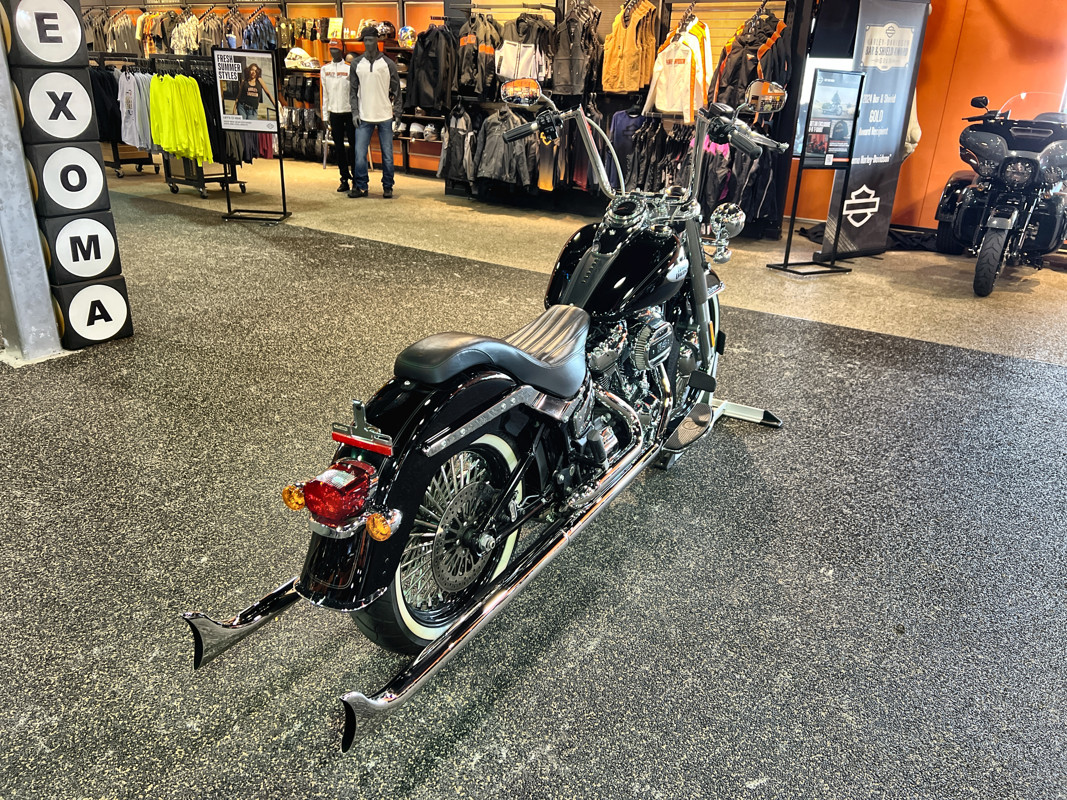 Heritage Classic 114