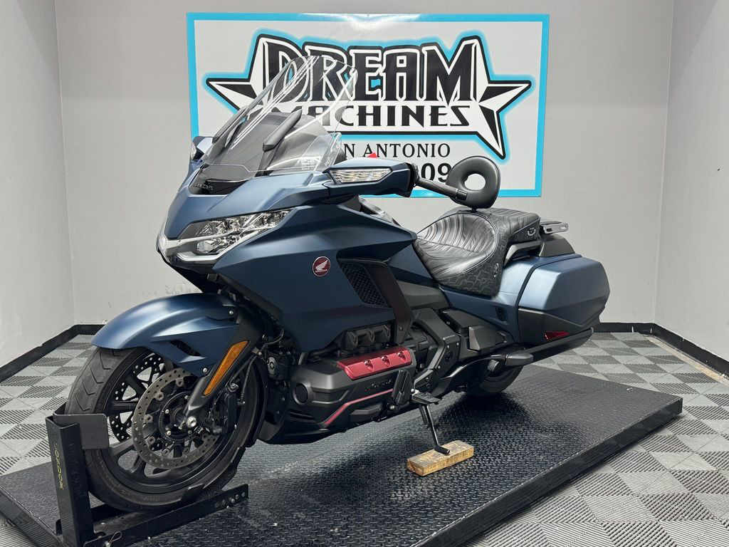 Gold Wing Tour Automatic DCT