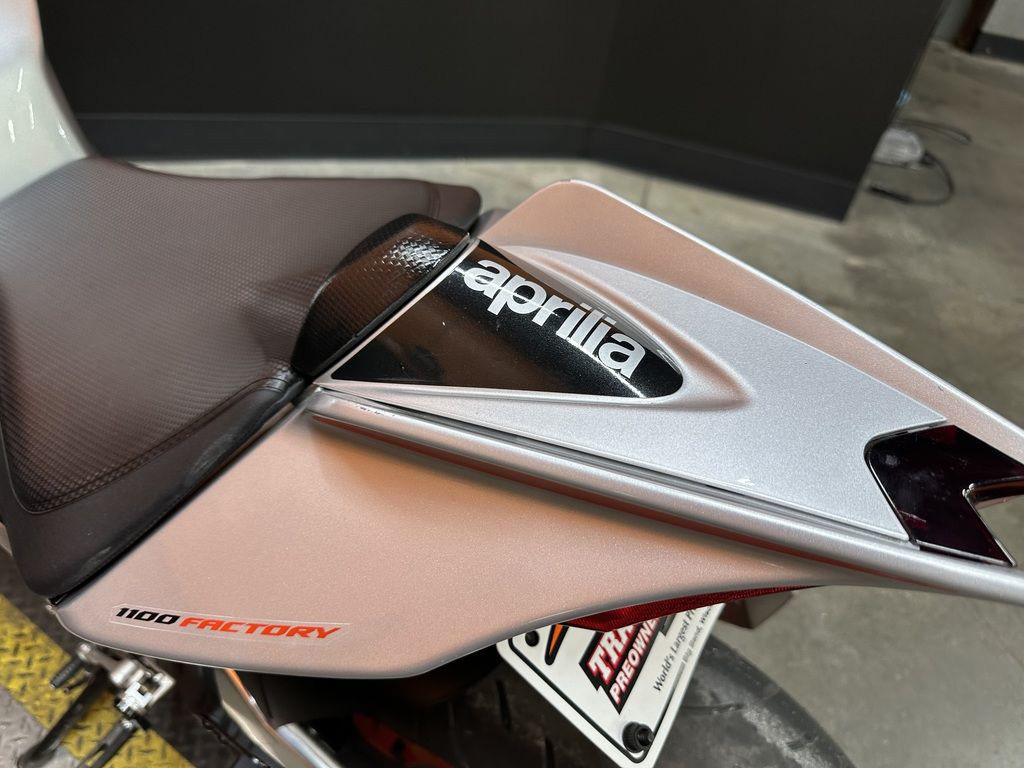 Tuono V4 1100 Factory