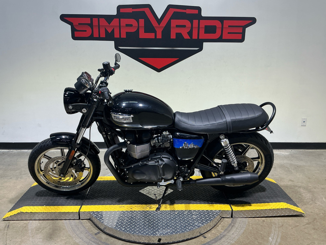 Bonneville T-100