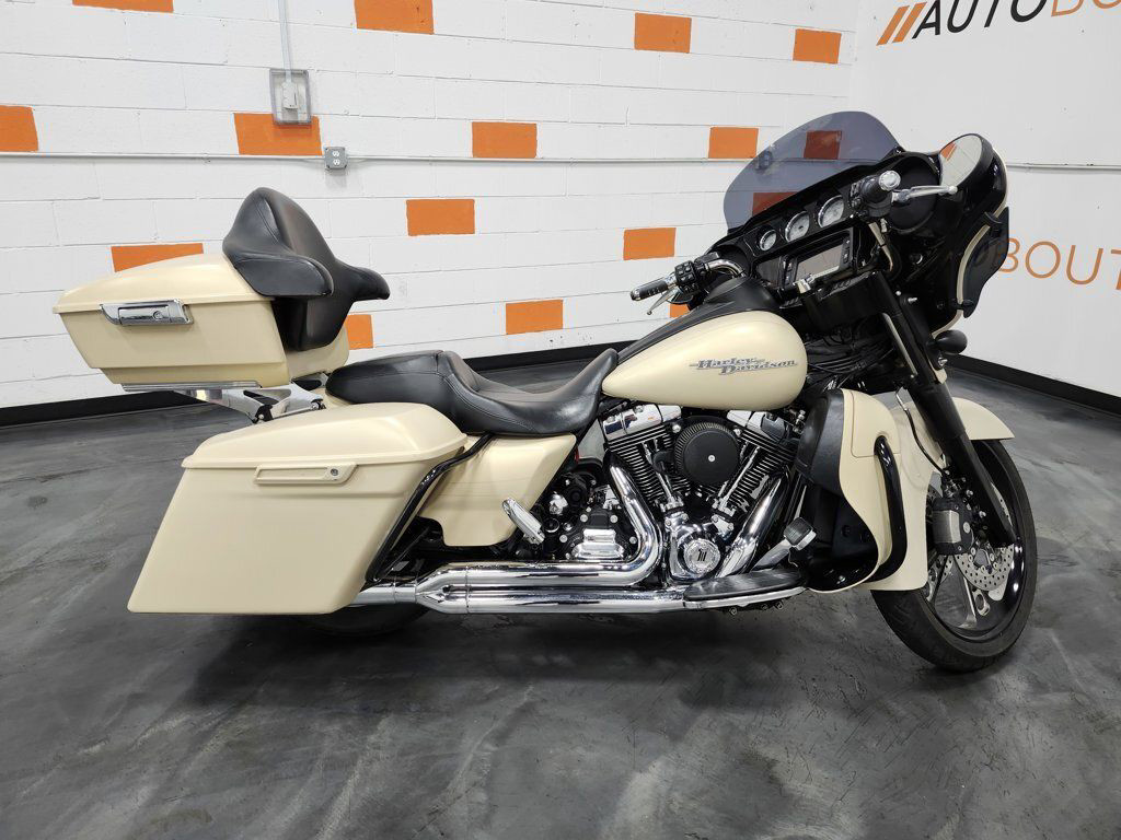 Street Glide® Special