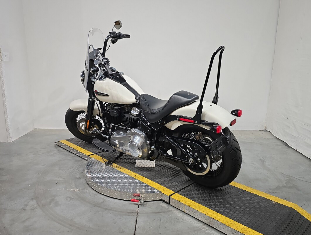 Softail® Slim®