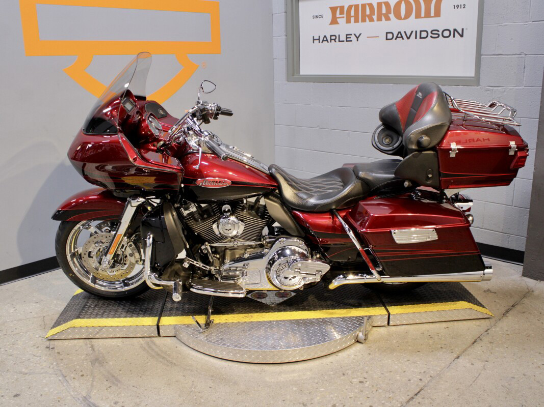 CVO™ Road Glide® Ultra