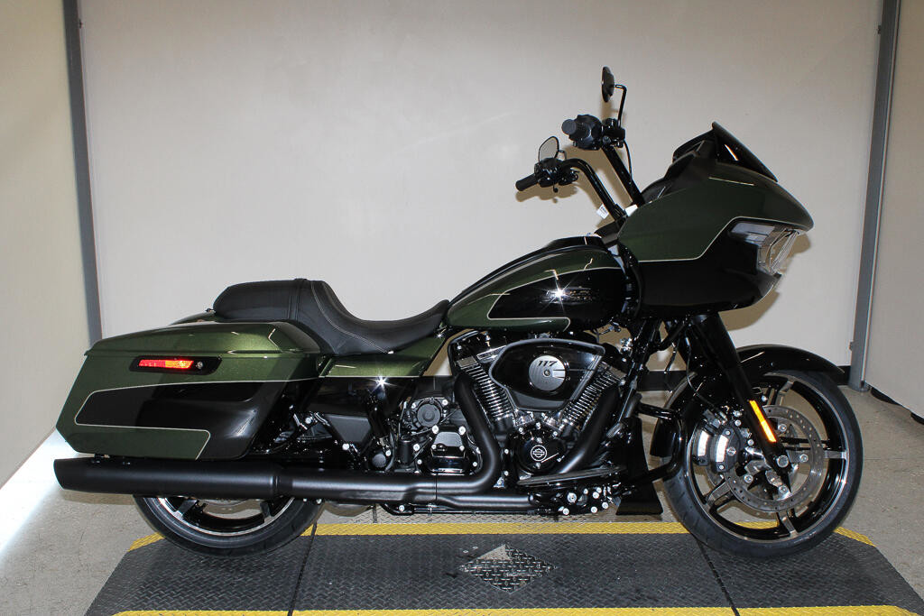 Road Glide®