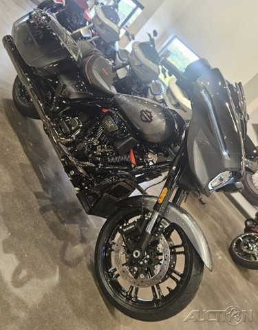 CVO® Street Glide®