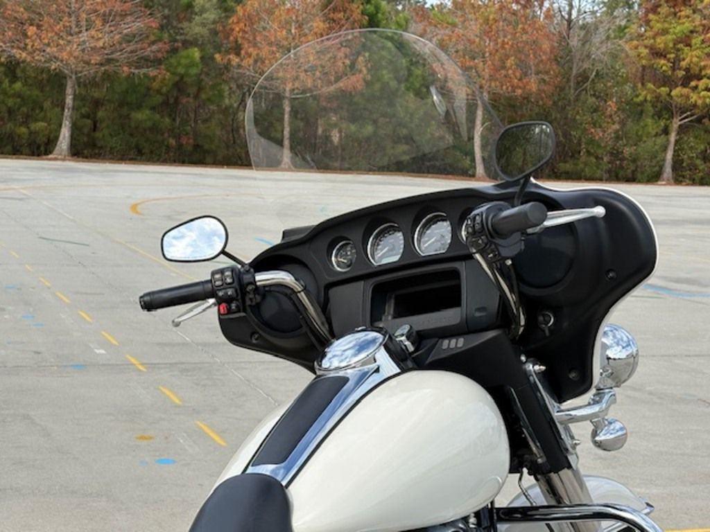 Electra Glide® Standard