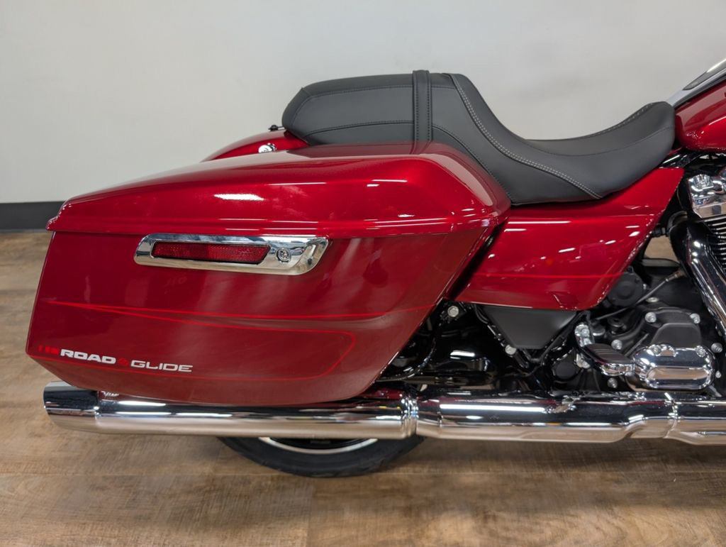 Road Glide®