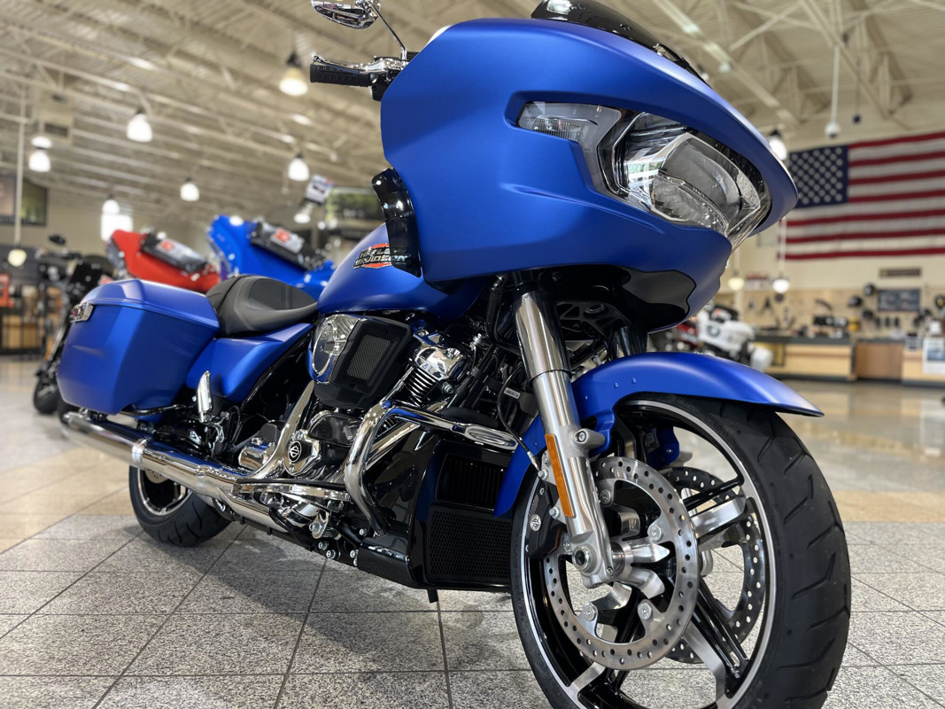 Road Glide®