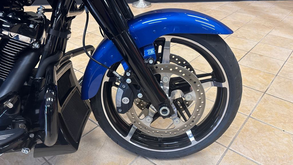 Road Glide®
