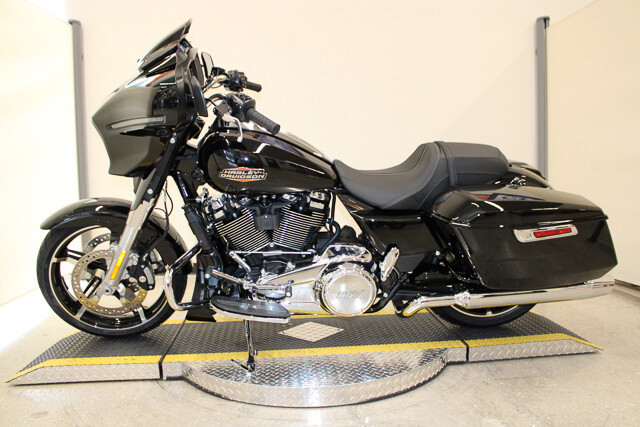 Street Glide®