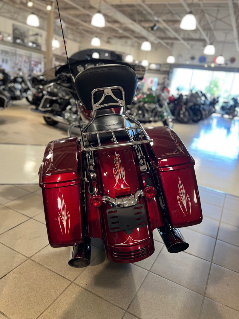 Street Glide®
