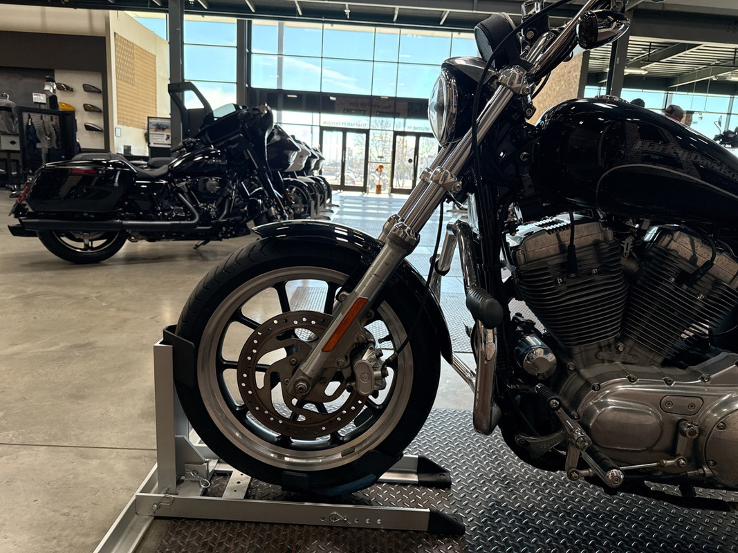 Sportster® SuperLow®