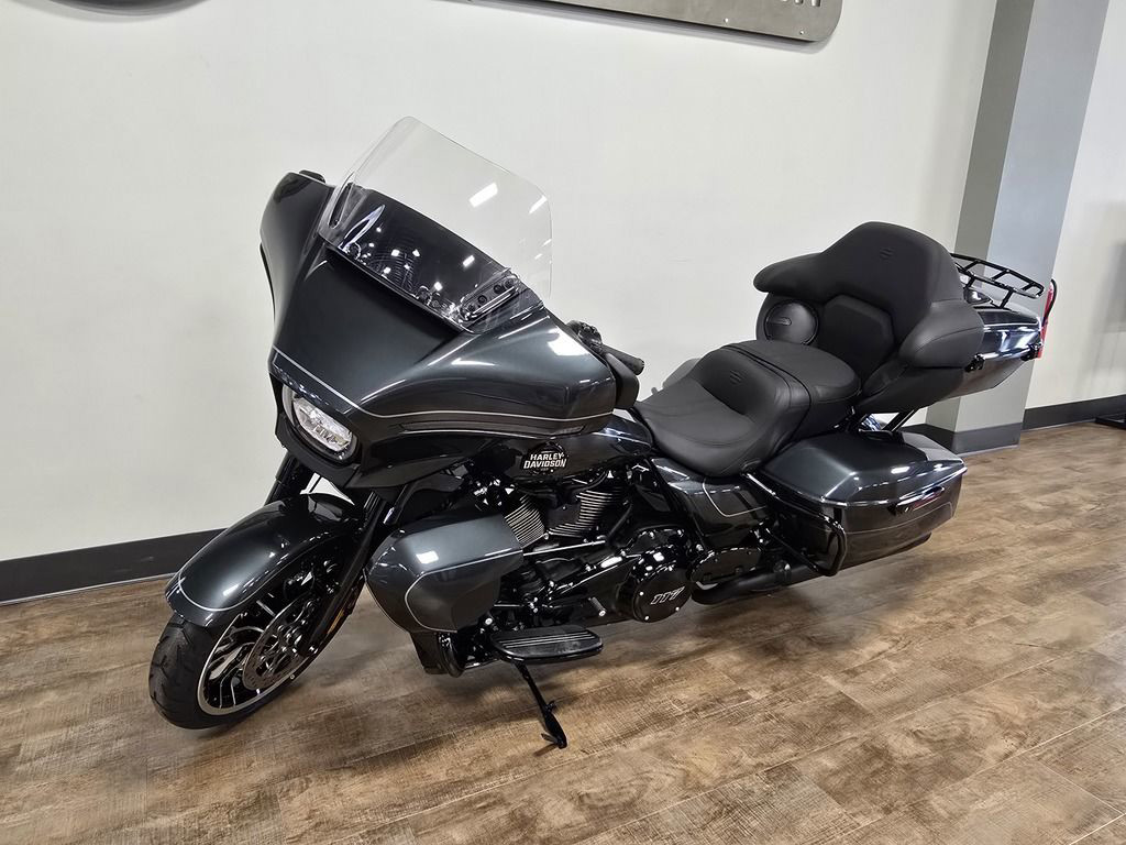 Street Glide® Limited