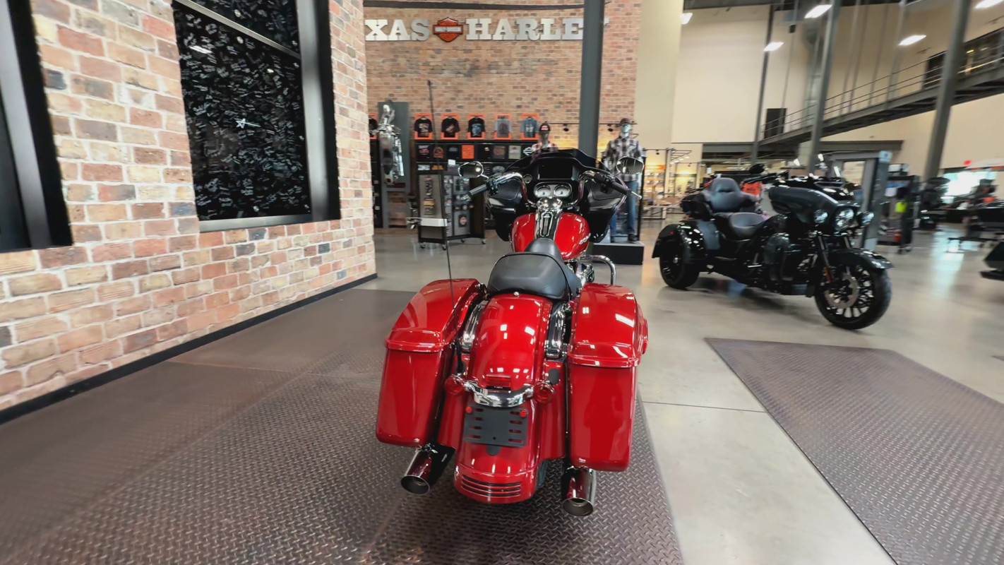 Road Glide®