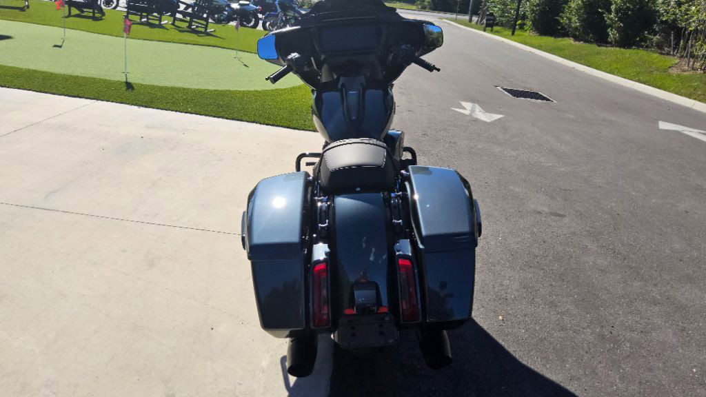 Street Glide®