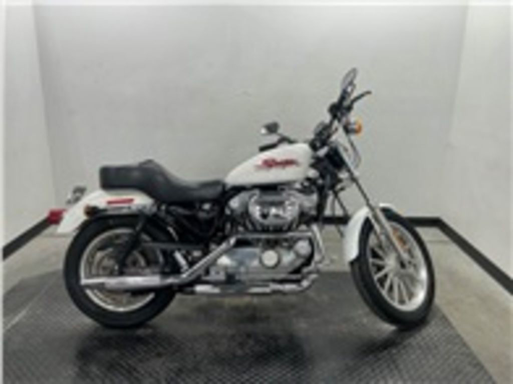 Sportster® 883 Custom