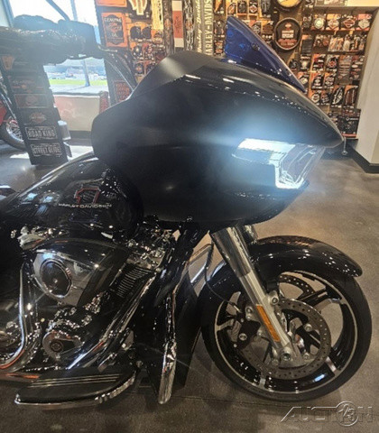Road Glide®