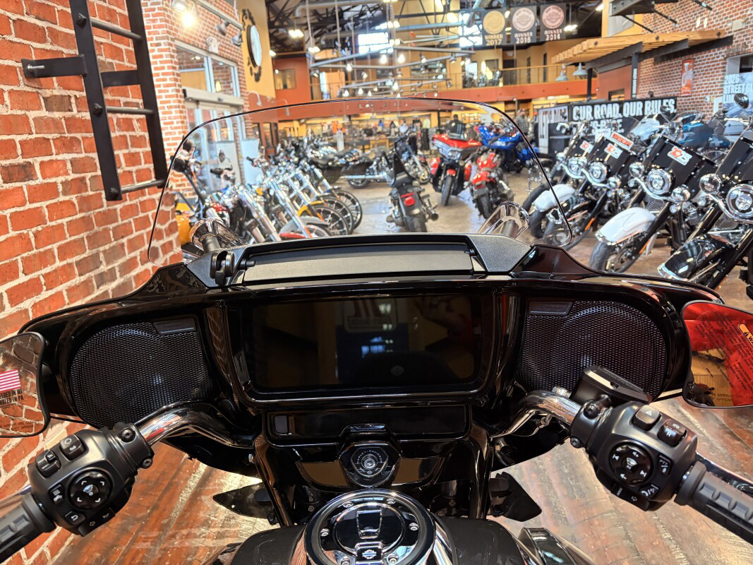 Street Glide® 3 Limited
