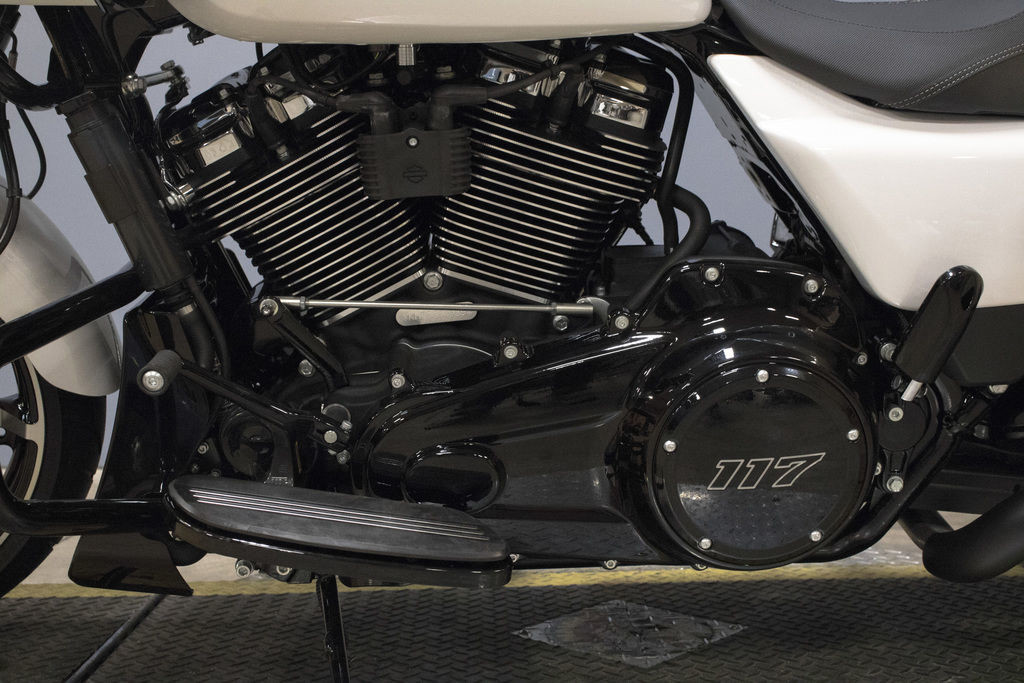 Road Glide®