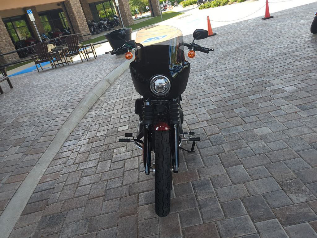 Street Bob®