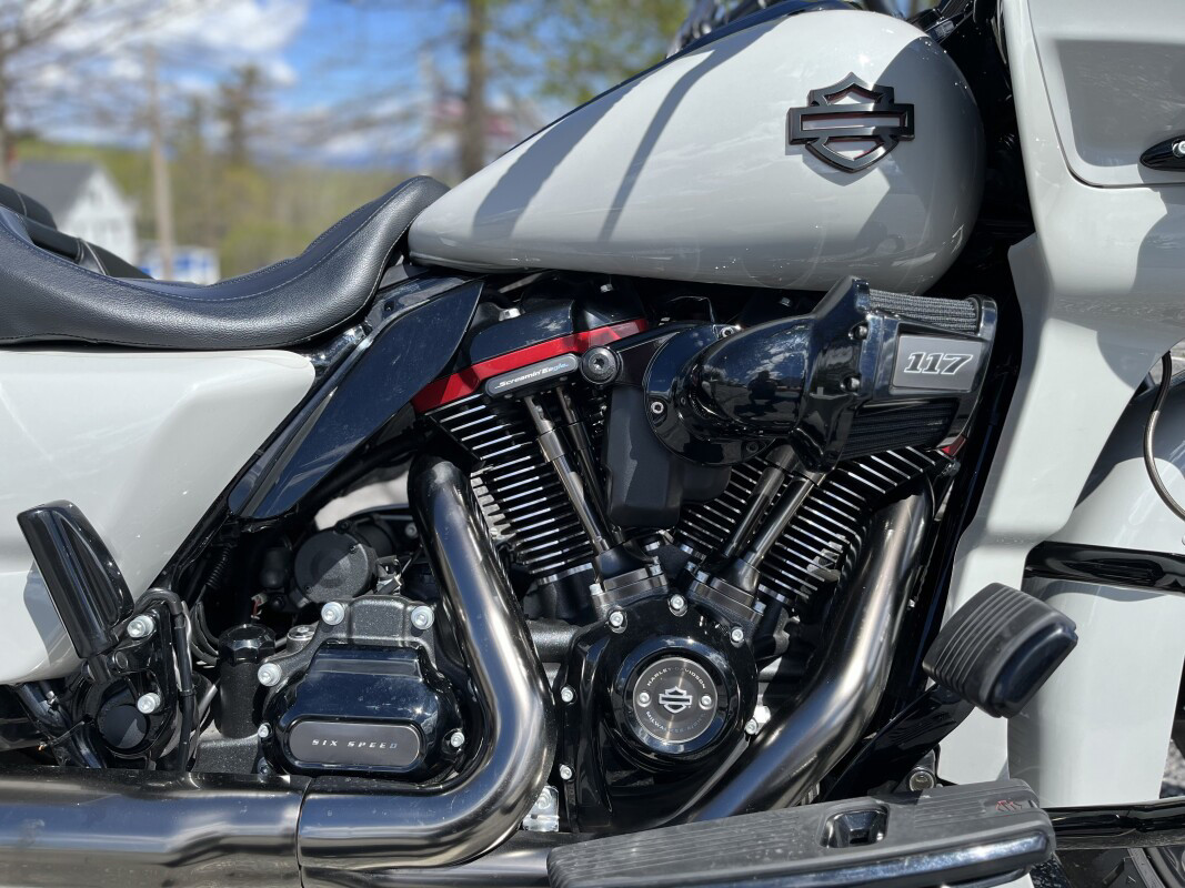 CVO® Road Glide®