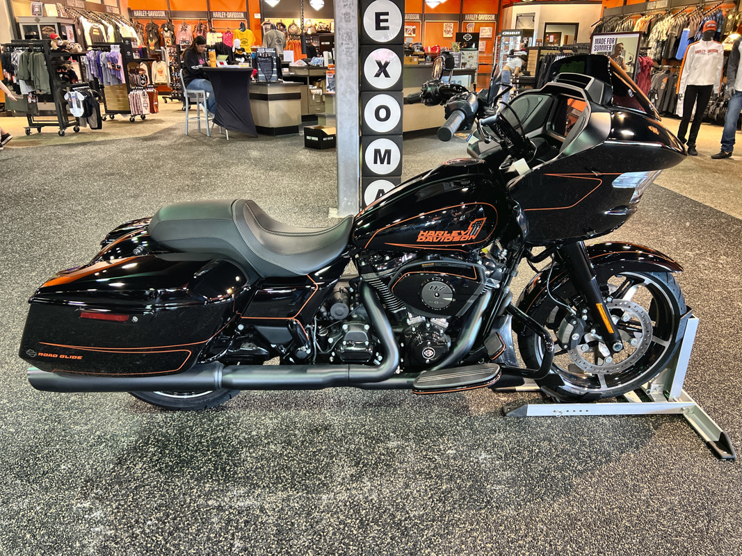 Road Glide®