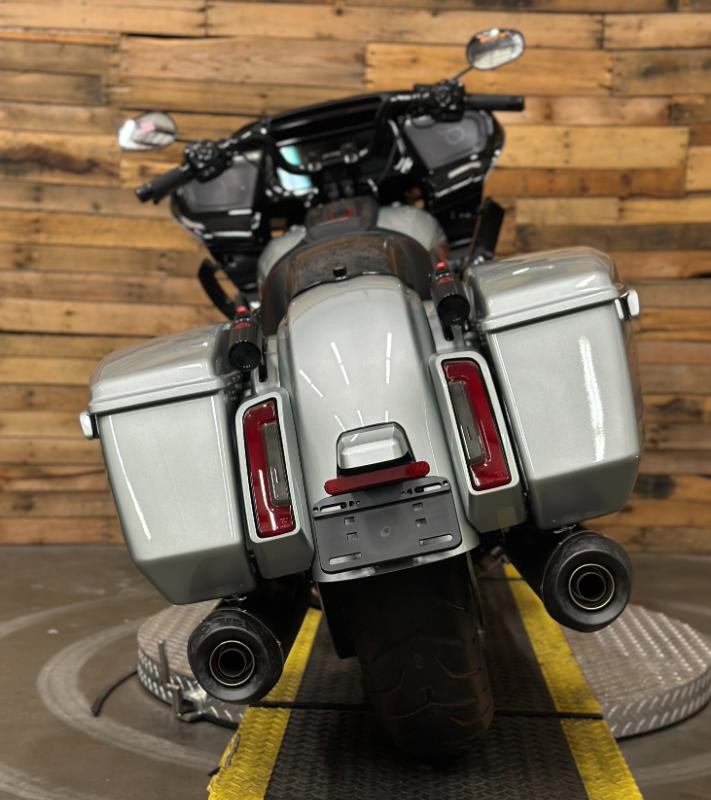 CVO® Road Glide®