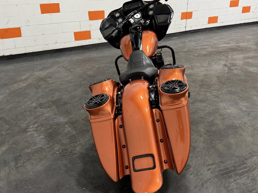 CVO™ Road Glide® Custom 