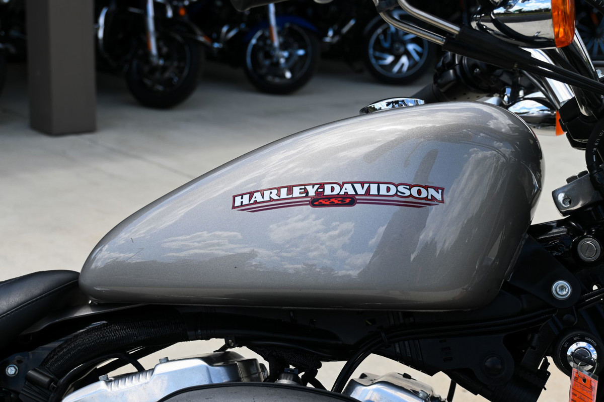 Sportster® 883 Low