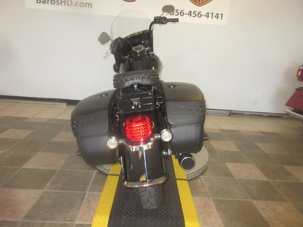 Softail® Heritage Classic 114