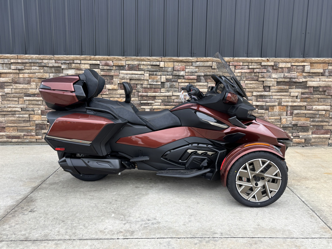 Spyder RT Sea-To-Sky