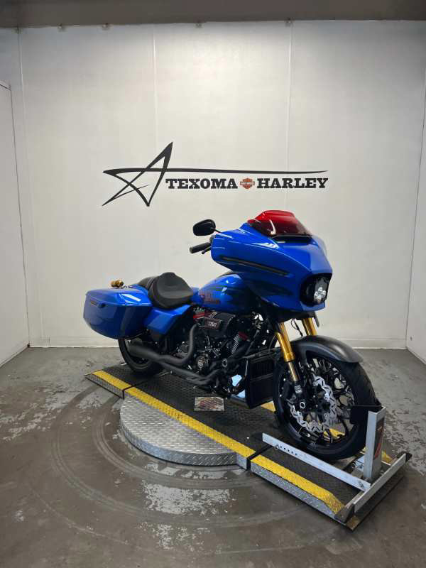 CVO® Street Glide® ST