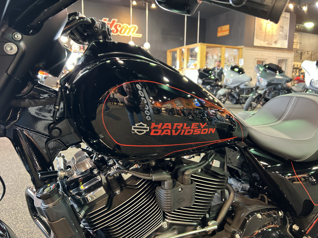 Street Glide®