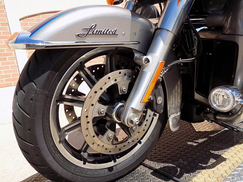 Electra Glide® Ultra Limited® Low