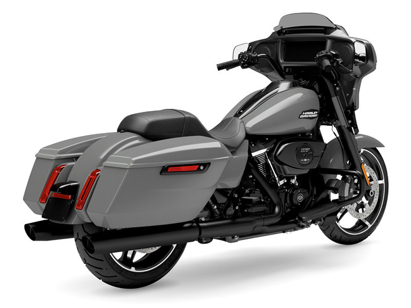 Street Glide®